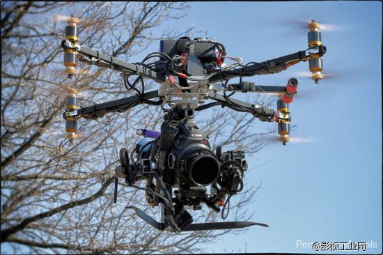 EOS 1D C上天，　无人机航拍捕捉4K视频