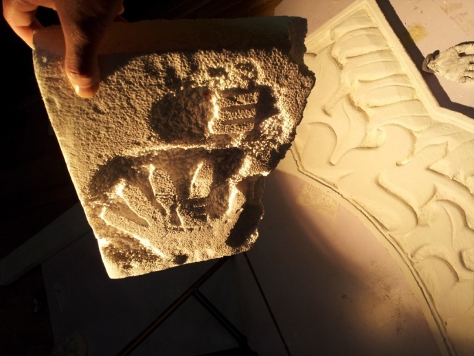 《开心球场》从无到有.感谢!出品人岳宝柱、王亚娟，制片人岳千荷，制片主任高志春，导演魏冬雷，摄影赵迪，外联制片刘传江，美术王彤，后期制作兰健等奋战在第一线上的兄弟姐妹们！We can Do it！