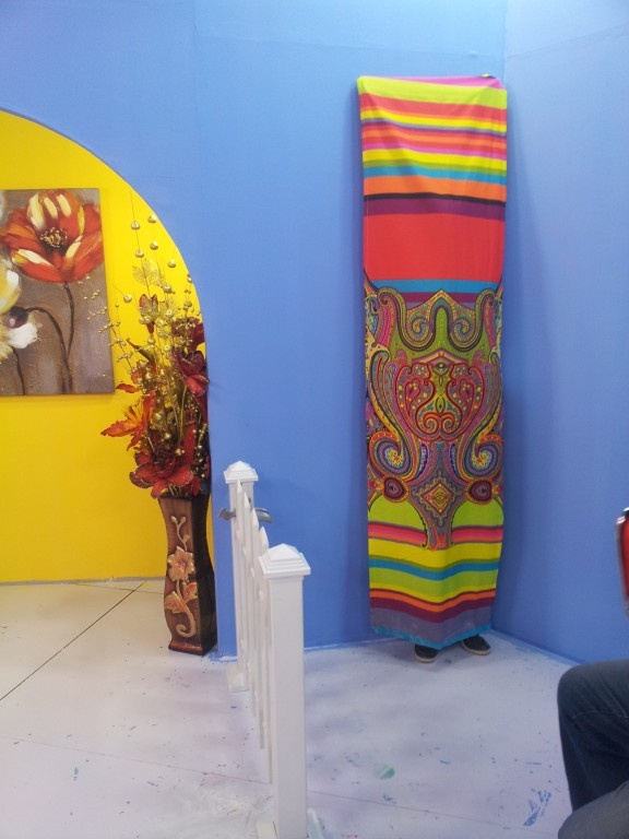 《开心球场》从无到有.感谢!出品人岳宝柱、王亚娟，制片人岳千荷，制片主任高志春，导演魏冬雷，摄影赵迪，外联制片刘传江，美术王彤，后期制作兰健等奋战在第一线上的兄弟姐妹们！We can Do it！