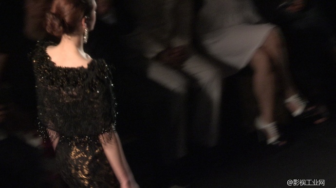 关于佳能XF300这款机器拍摄问题,询问如何设置参数