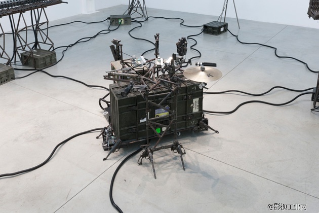 ［声音实验］武器变乐器 | 佩德罗·雷耶斯的“缴械”系列声音装置艺术