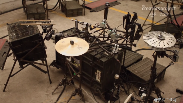 ［声音实验］武器变乐器 | 佩德罗·雷耶斯的“缴械”系列声音装置艺术