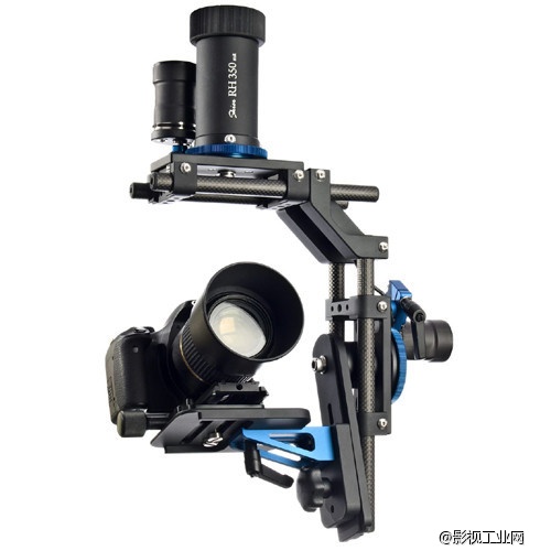 SKIER RH350 双轴电动云台组　RH 350 是专为小型HDV、单眼相机或摄影机(约5公斤以内)的遥控云台　可变速的马达提供精準、稳定、平滑的角度变化，水平及垂直的角度达360度。 轻量化的设计可以装於吊臂上或三脚架上，也可装置于摄影棚或体育馆内，成为固定的摄录影装置，于远端或主控室遥控其取景。