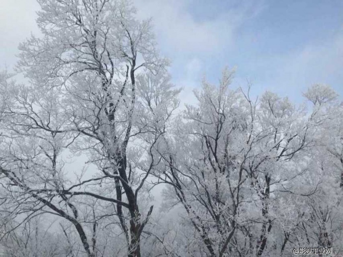 志翔长白山航拍，雪景美到爆~~~~！！！