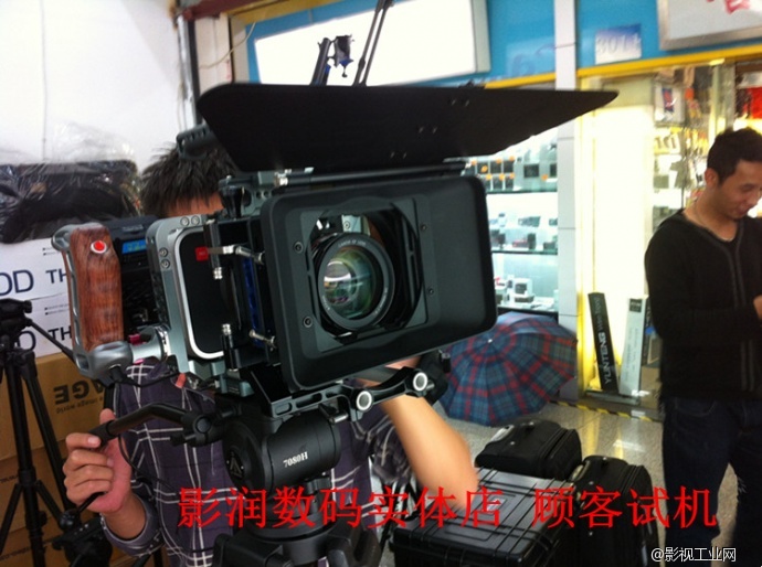 Blackmagic Cinema Camera BMCC MFT/EF 摄影机