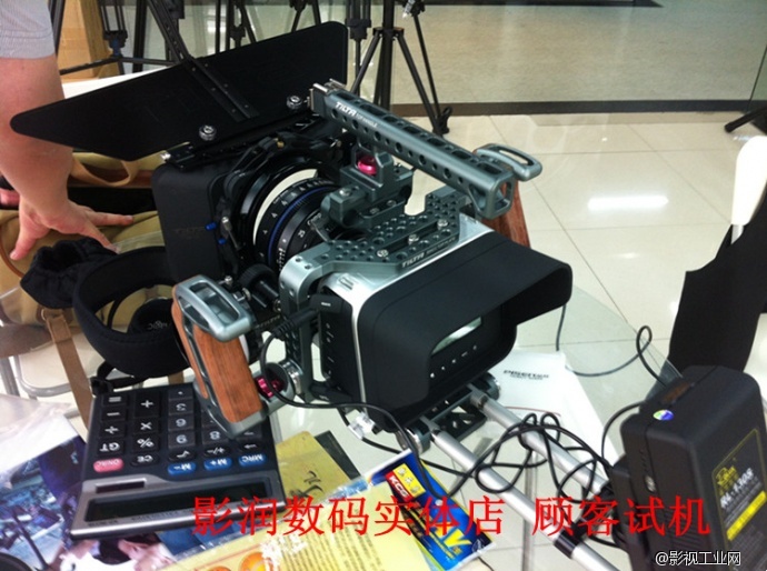 Blackmagic Cinema Camera BMCC MFT/EF 摄影机