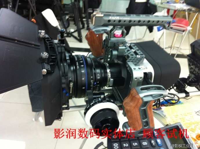 Blackmagic Cinema Camera BMCC MFT/EF 摄影机