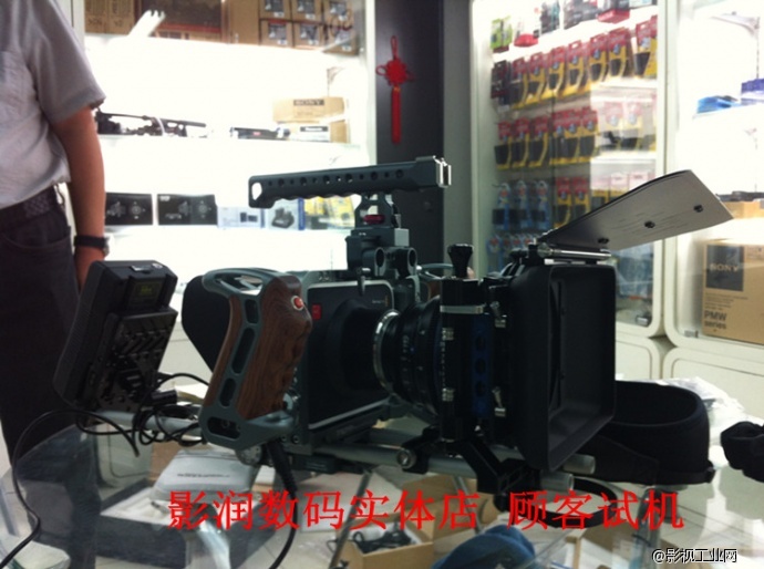 Blackmagic Cinema Camera BMCC MFT/EF 摄影机