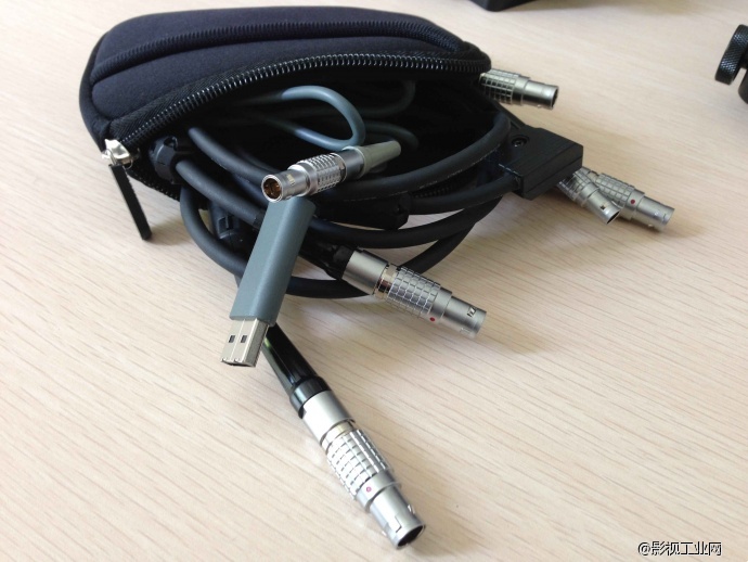 期待已久～双通道无线跟焦器～开箱全过程！大家来赞一个！