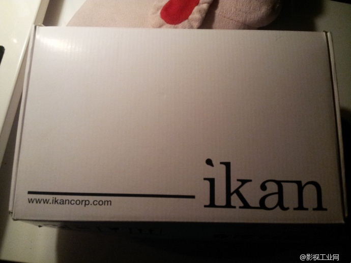 购入 ikan VH8 8寸 HDMI高清监视器 非常不错