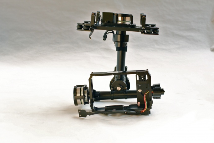 大疆禅思Z15-N云台转让，可挂索尼微单NEX-7，配16mm广角定焦头，商业航拍神器。