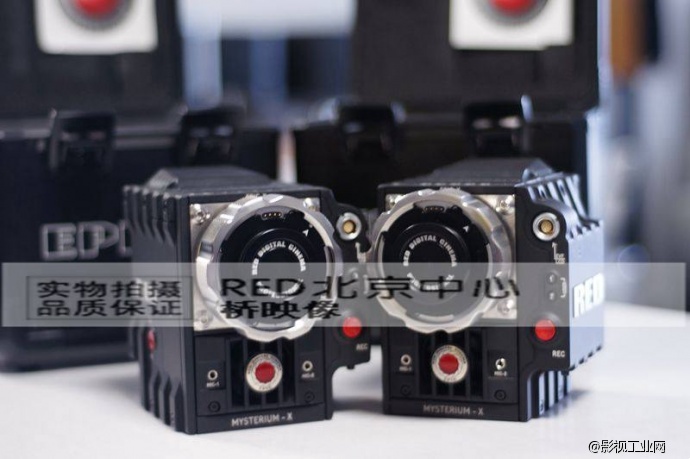 EPIC-X M-X W/ 艾比克带侧固态盘和镜头接圈（PL接圈）