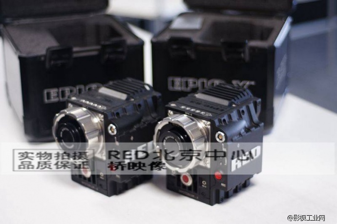 EPIC-X M-X W/ 艾比克带侧固态盘和镜头接圈（PL接圈）