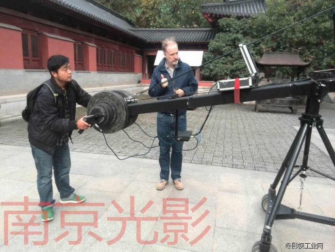 跨国一次合作！