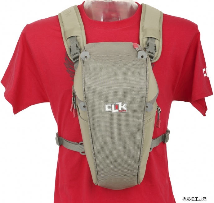 凯立克Clik CE704 配长焦镜头的单反三角胸包（Telephoto SLR Chest Carrier）