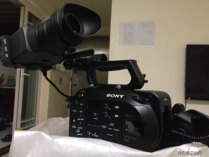 便携拍摄利器 sony pxw-fs7