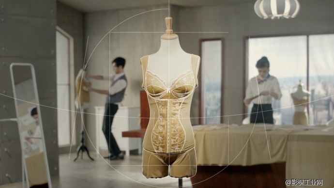 营造契合主题的氛围