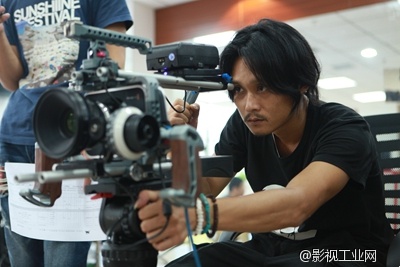 不要裤子的高级黑-《高级黑》制作手记第一话