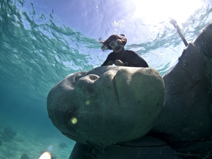 地球上最大的海底雕塑，怎么做成的？