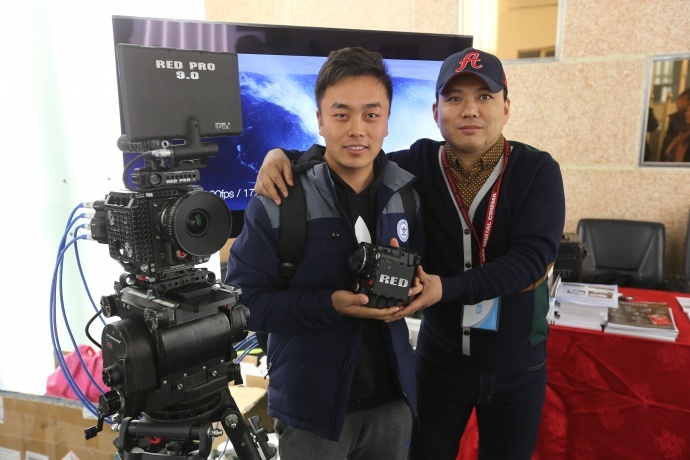 8.9万购RED 4K 摄影机，RED学生优惠购机火热进行中！