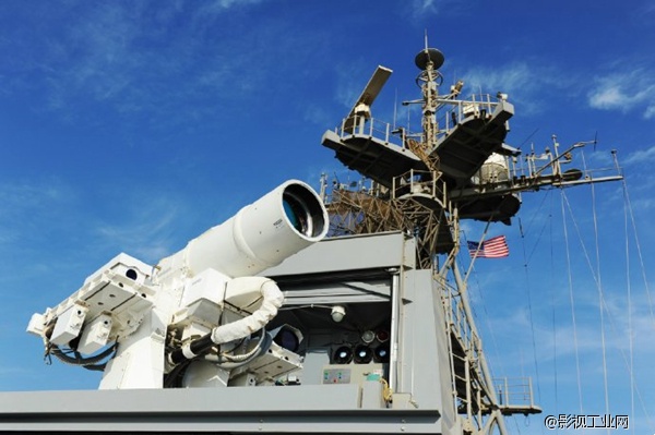 美海军第一款舰载激光武器原型机Laser Weapon System测试实拍视频