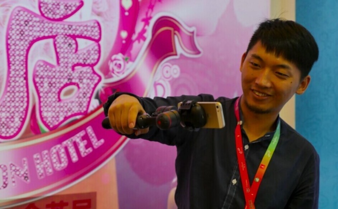 小展台大震撼—Wenpod华丽亮相上海电影节