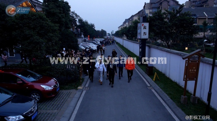 志翔跟随《两天一夜》剧组飞往高寒地区