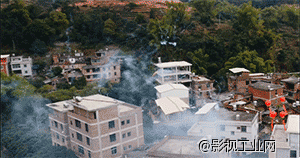 航拍器空中拍烟花如同“高炮阵地”