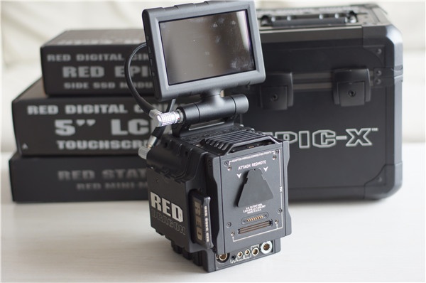 特价出全套RED EPIC-X 5K 电影摄影机，只要126000元