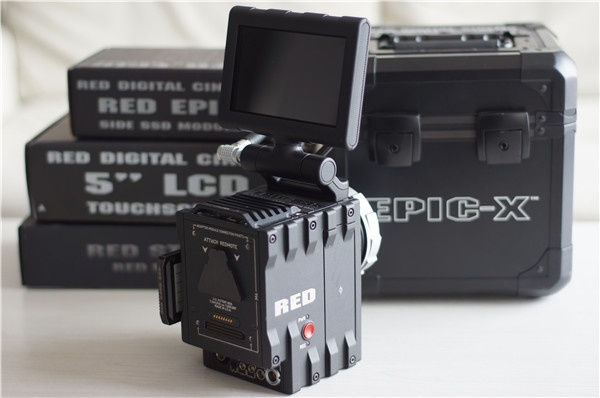 特价出全套RED EPIC-X 5K 电影摄影机，只要126000元