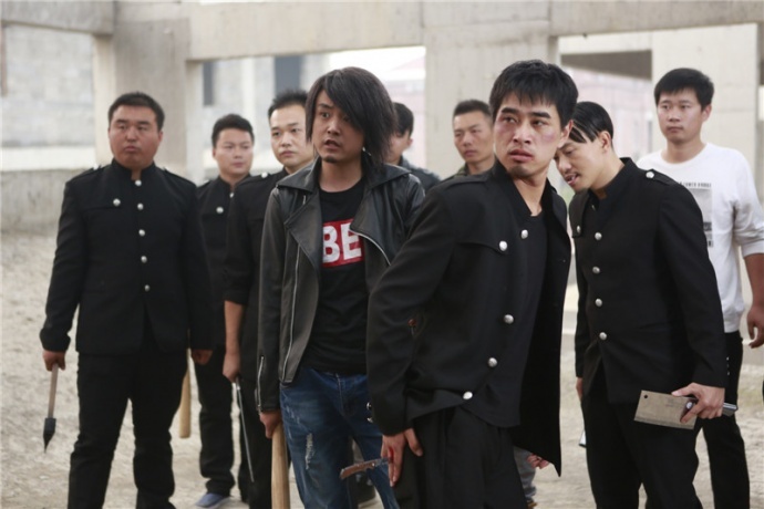 中国首部大型”黑洞“喜剧《撒野吧》创作笔记　打造中国新式喜剧 填补喜剧市场空缺