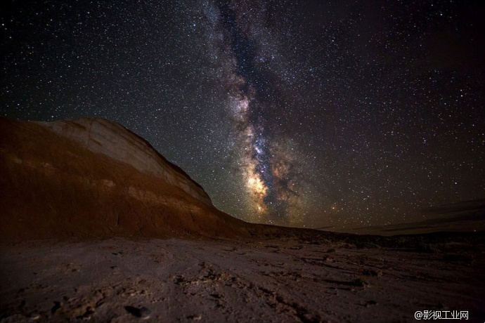 狮子座传媒对话,摄影师镜头里的夜空,绚丽如万花筒