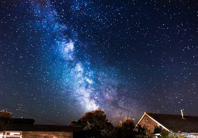 狮子座传媒对话,摄影师镜头里的夜空,绚丽如万花筒