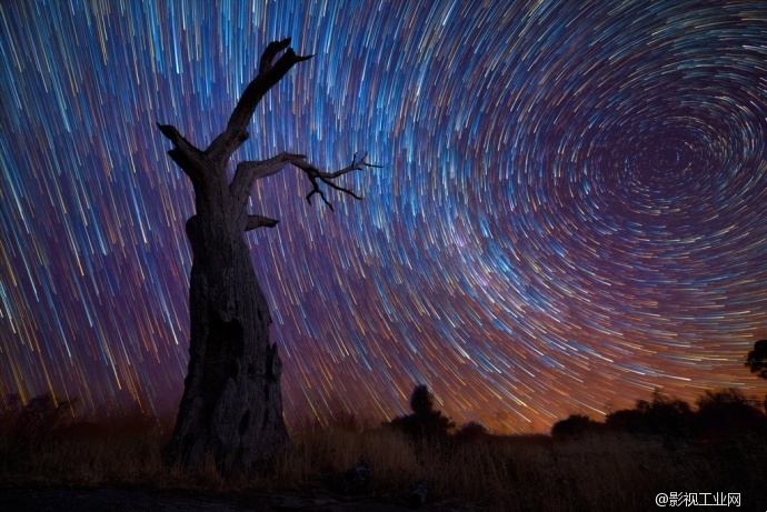 狮子座传媒对话,摄影师镜头里的夜空,绚丽如万花筒