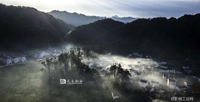 【那一刹那的云烟】天逸航空带您领略仙境般的乡村美景