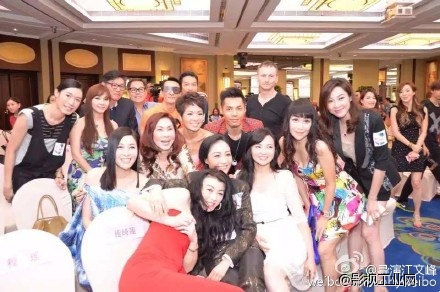 2015.05-金岩控股20亿电影投资战略协议正式签订