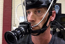 先看看老外怎么样玩“斯坦尼康”，“M10”以及“鱼钩背心”