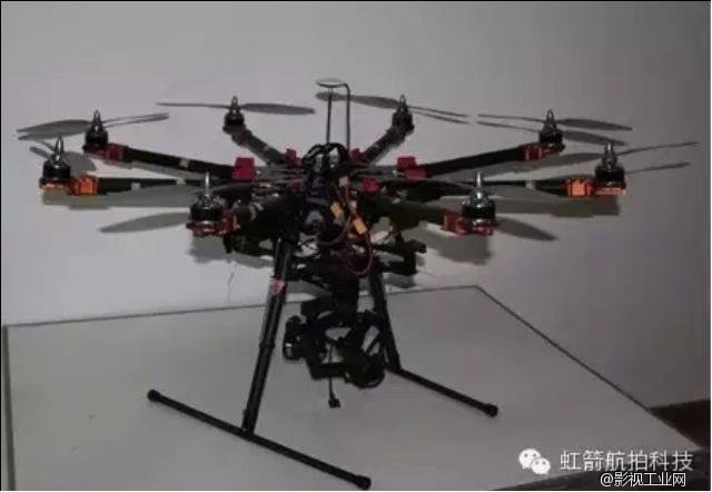 专业航拍价格3000！！您信吗？虹箭撑门人疯了？！Why?Why?