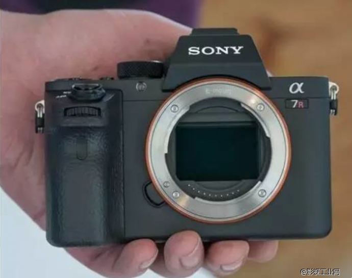 SONY 发布 4K内录全画幅 S-Log2 单反相机 A7R II