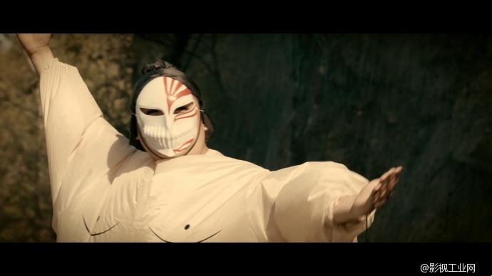 辞职拍片：三个大叔职员的冒险之旅！