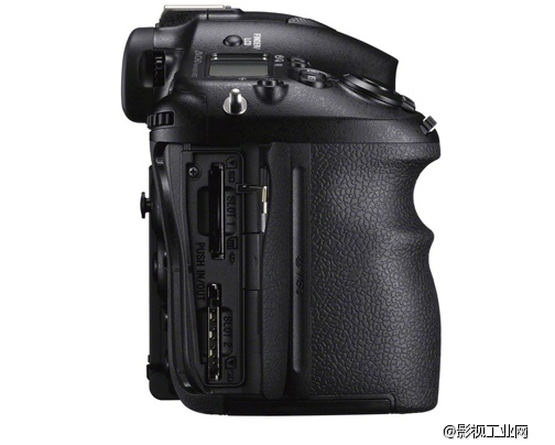 索尼（SONY）A99全画幅数码单反相机（单机身）