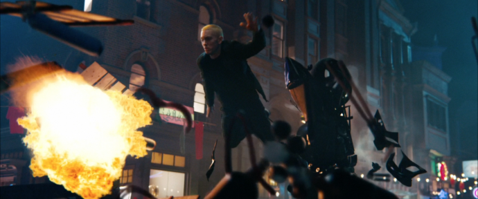 RED 8K WEAPON ON SET