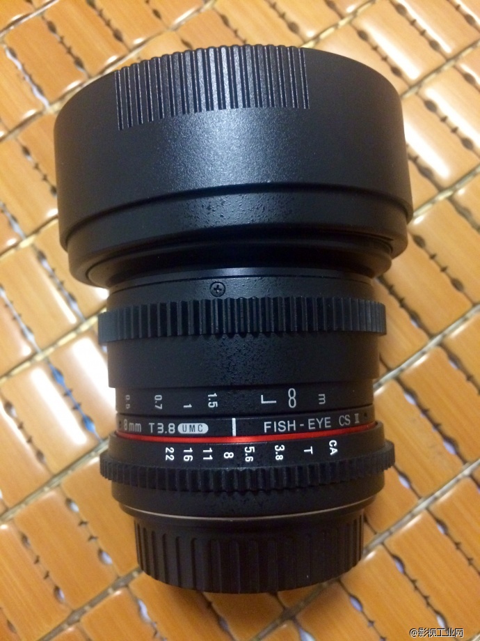 三阳鱼眼 8定焦 光圈3.8 9.5成新 1800元 三阳鱼眼 8定焦 光圈3.8 9.5成新 1800元