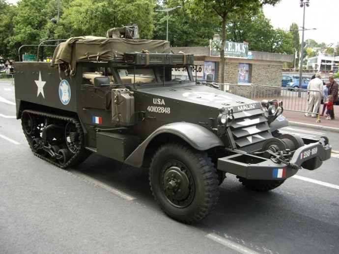 “零距离接触” － 战争大片中“巨无霸”