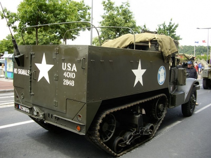 “零距离接触” － 战争大片中“巨无霸”