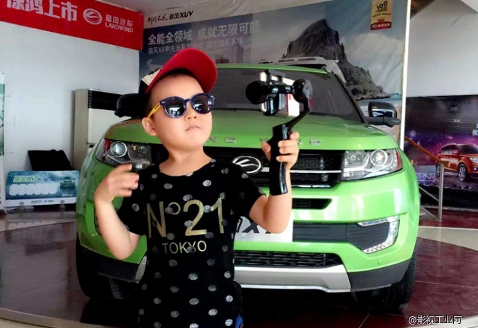 手机拍视频如何不晃？