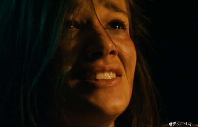 微电影《圣餐》她会怎样对待曾经狠狠伤害过她的人，是复仇还是宽恕？