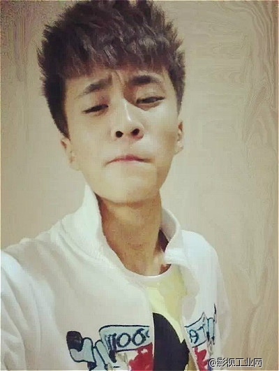 【专题】网曝刘亦晨个人资料简介及其走红历程大揭秘