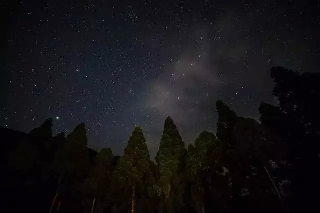 ASXMOV-阿斯摩威-轨道用户作品鉴赏之《大容山仲夏夜星空梦》