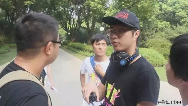 导演：黄刚 摄影：陈宇　专访——你把一条长片拍烂了，还不如把一条短片拍好了！